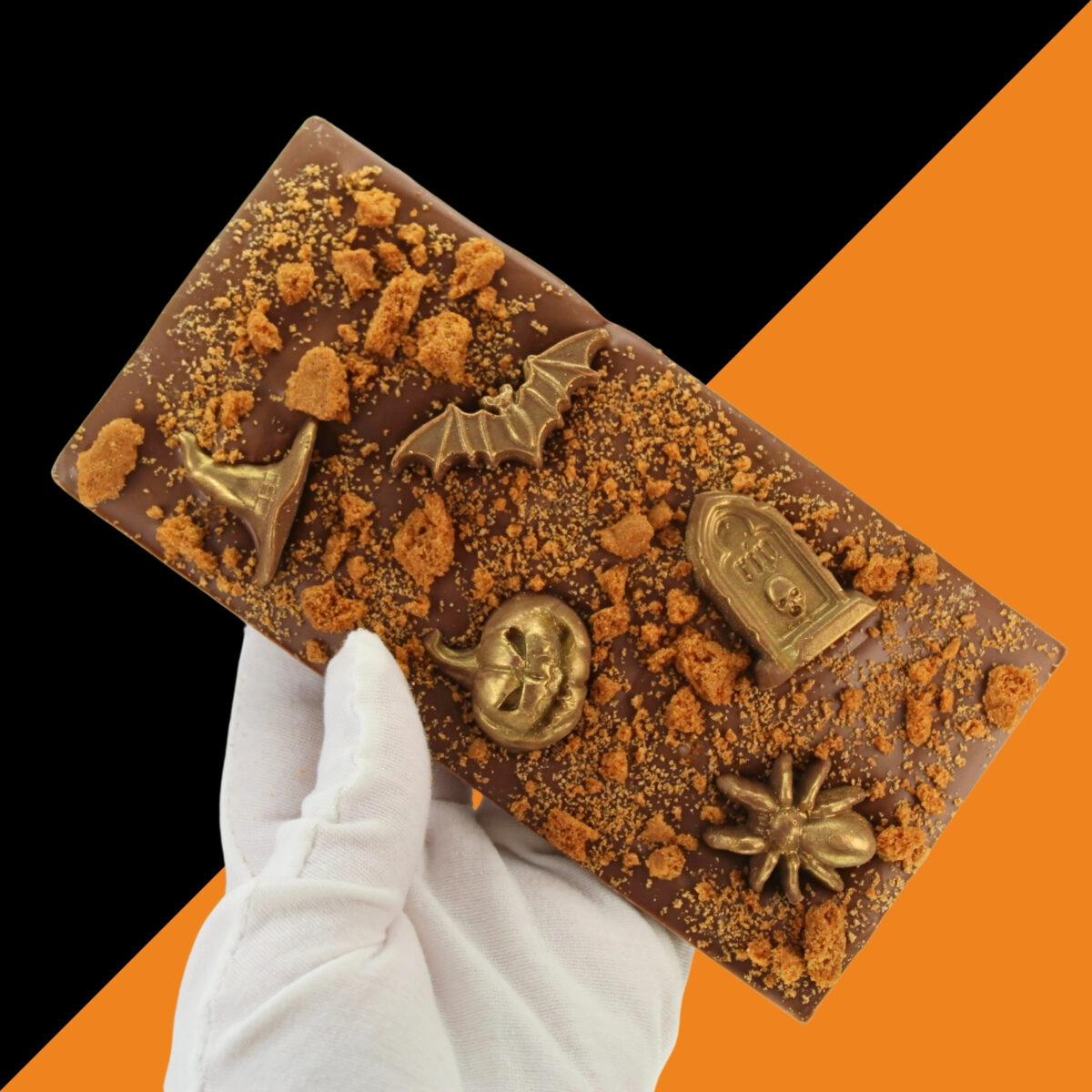 Halloween Biscoff Filled Chocolate Bar